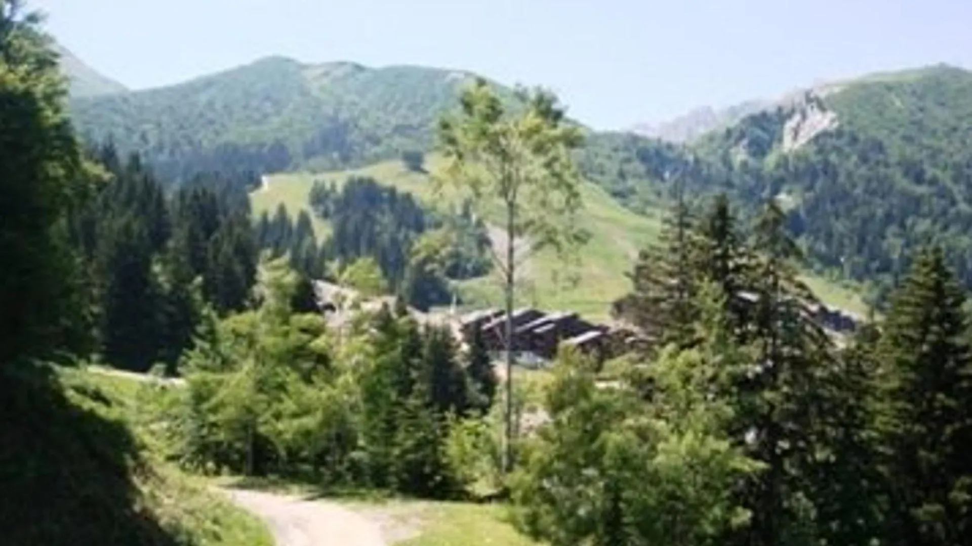 Appartement 2 Pieces Proche Pistes Avec Balcon, Animaux Acceptes - Fr-1-356-512 Valmorel 0*,  France