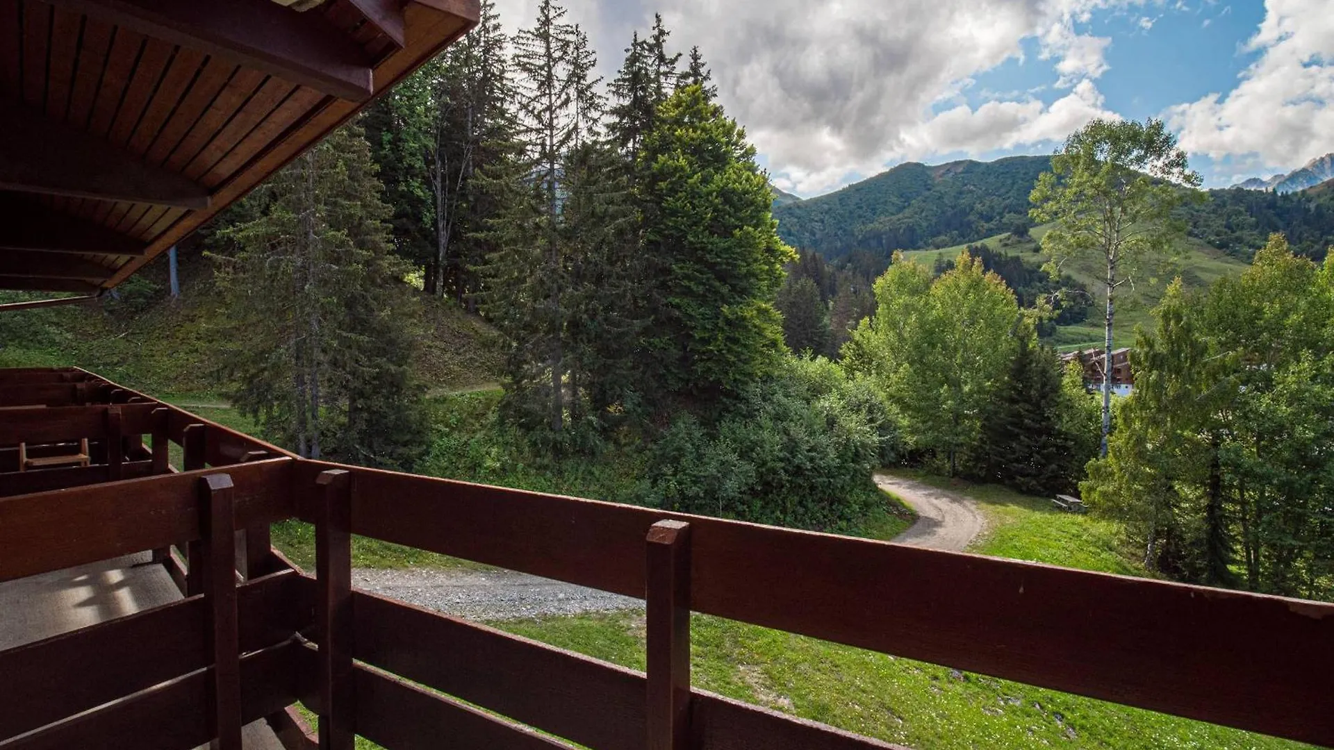 Appartement 2 Pieces Proche Pistes Avec Balcon, Animaux Acceptes - Fr-1-356-512 Valmorel Apartment