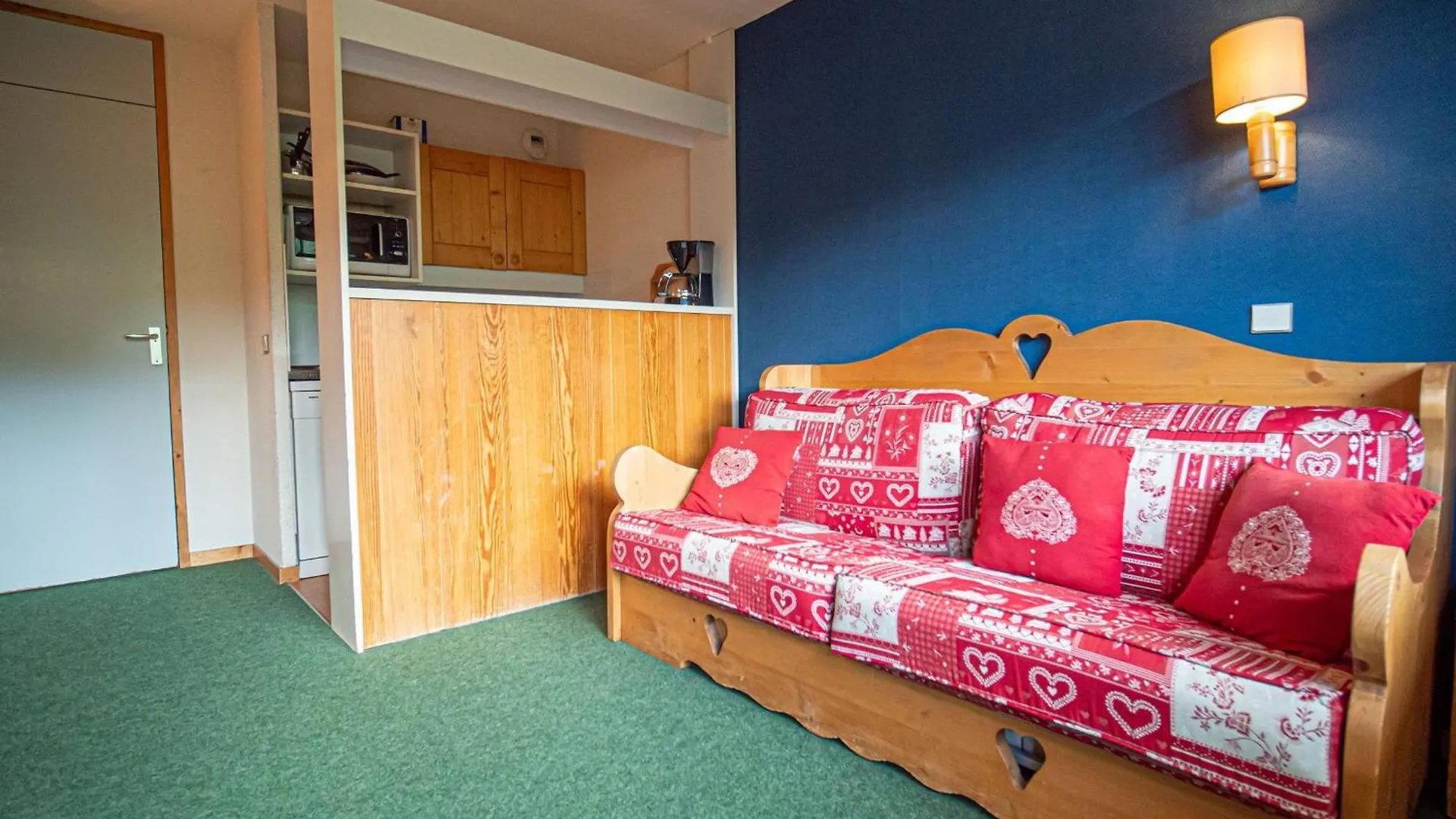 Appartement 2 Pieces Proche Pistes Avec Balcon, Animaux Acceptes - Fr-1-356-512 Valmorel Apartment