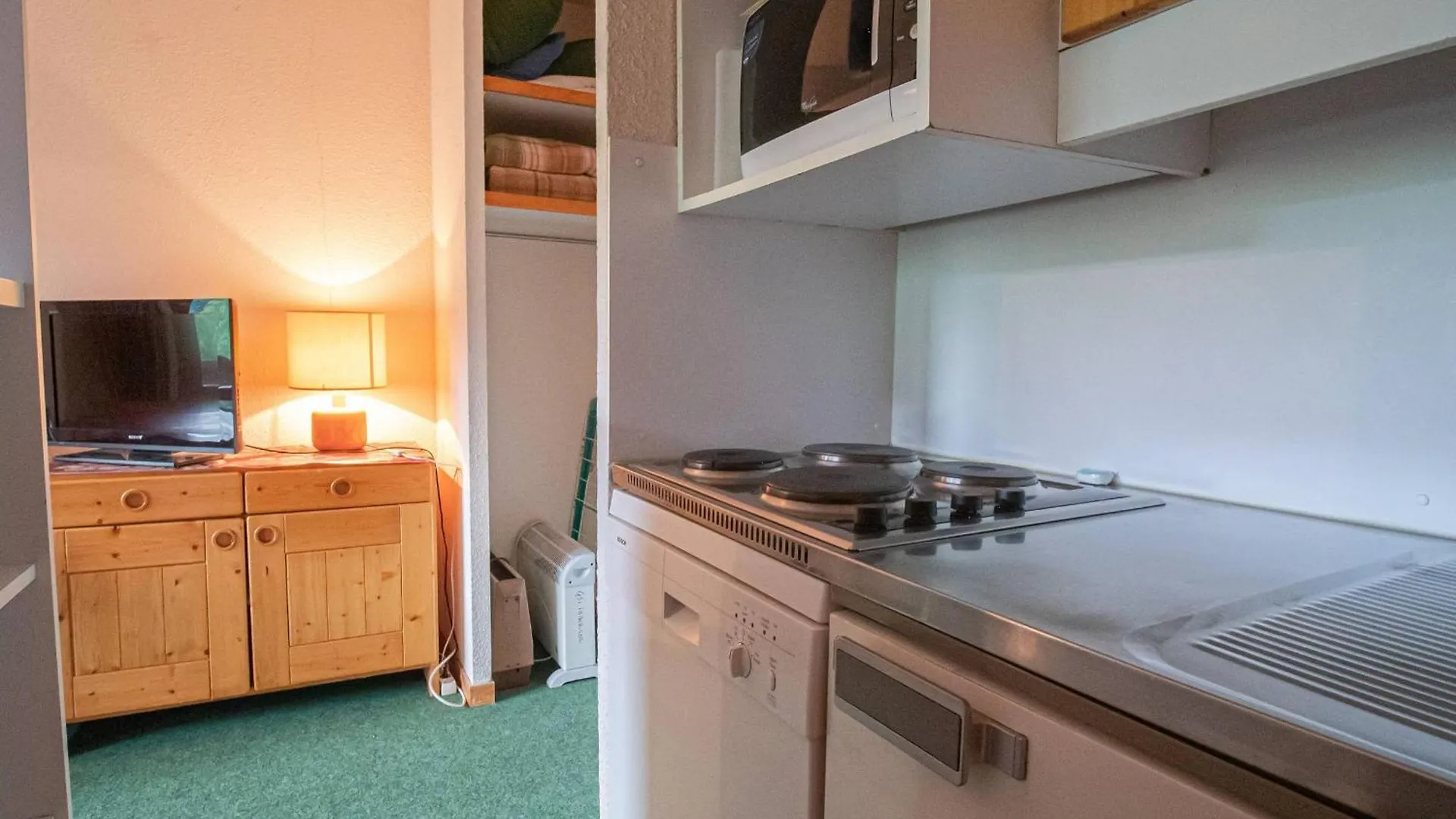 Appartement 2 Pieces Proche Pistes Avec Balcon, Animaux Acceptes - Fr-1-356-512 Valmorel 0*,